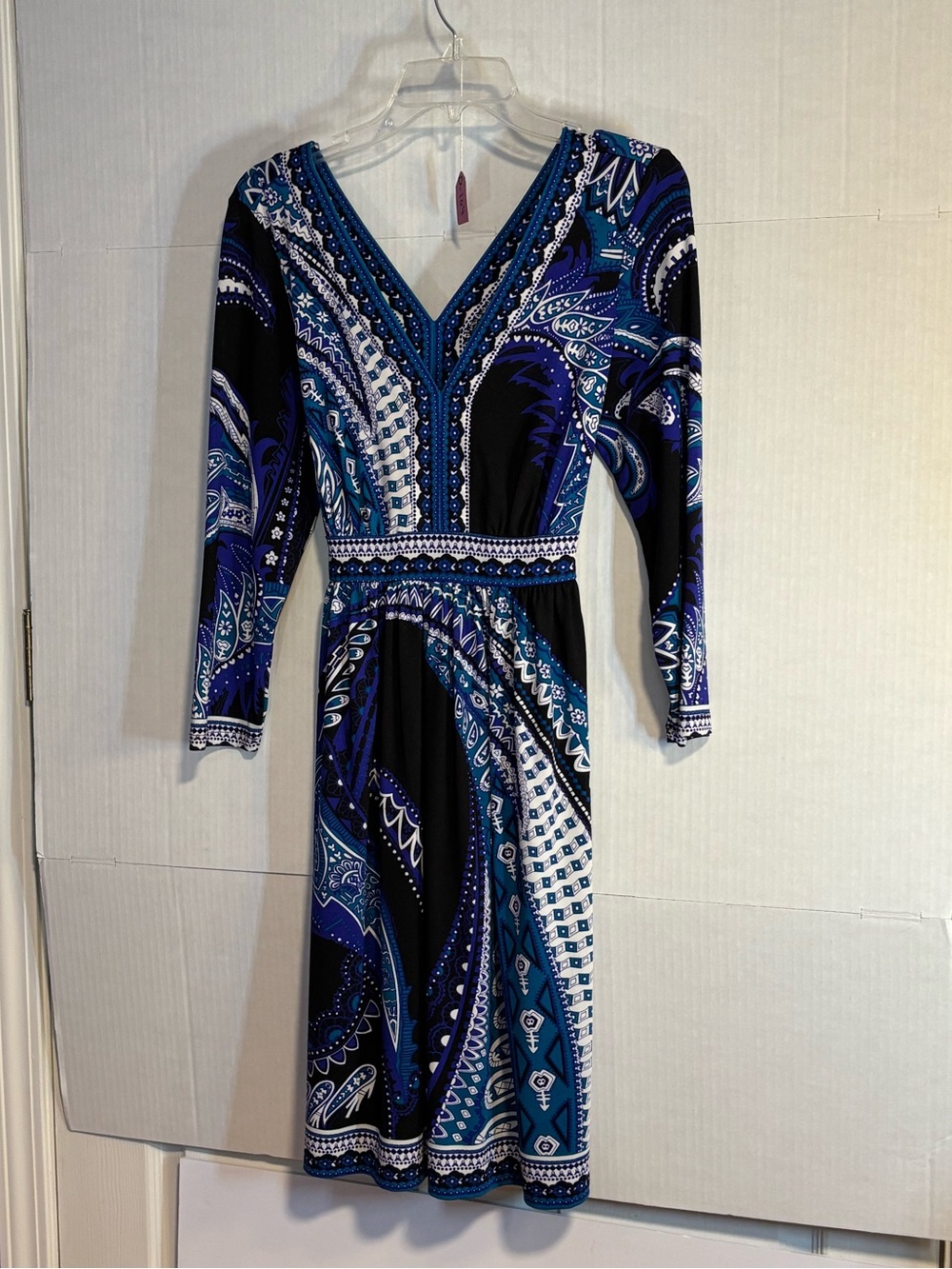 EEI V-Neck Tie Back Dress Medium Blue Turquoise Cream Knee Length